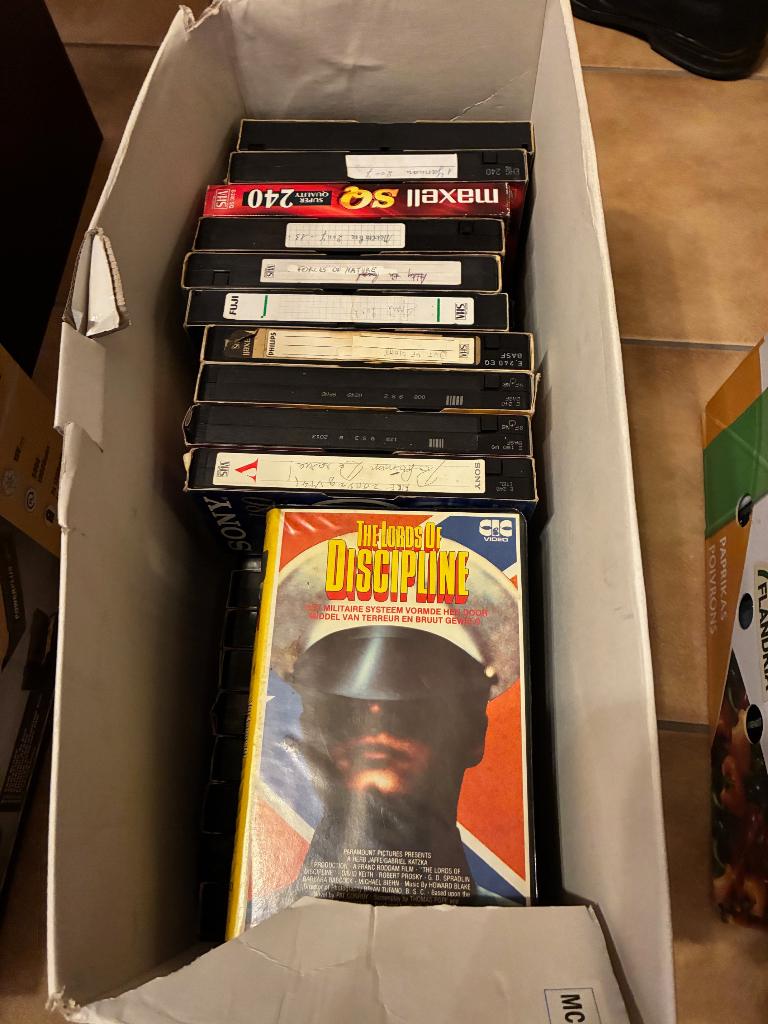 60-tal VHS videocassettes, Cd's en Dvd's, VHS | Film, Alle leeftijden, Ophalen, Gebruikt, Overige genres