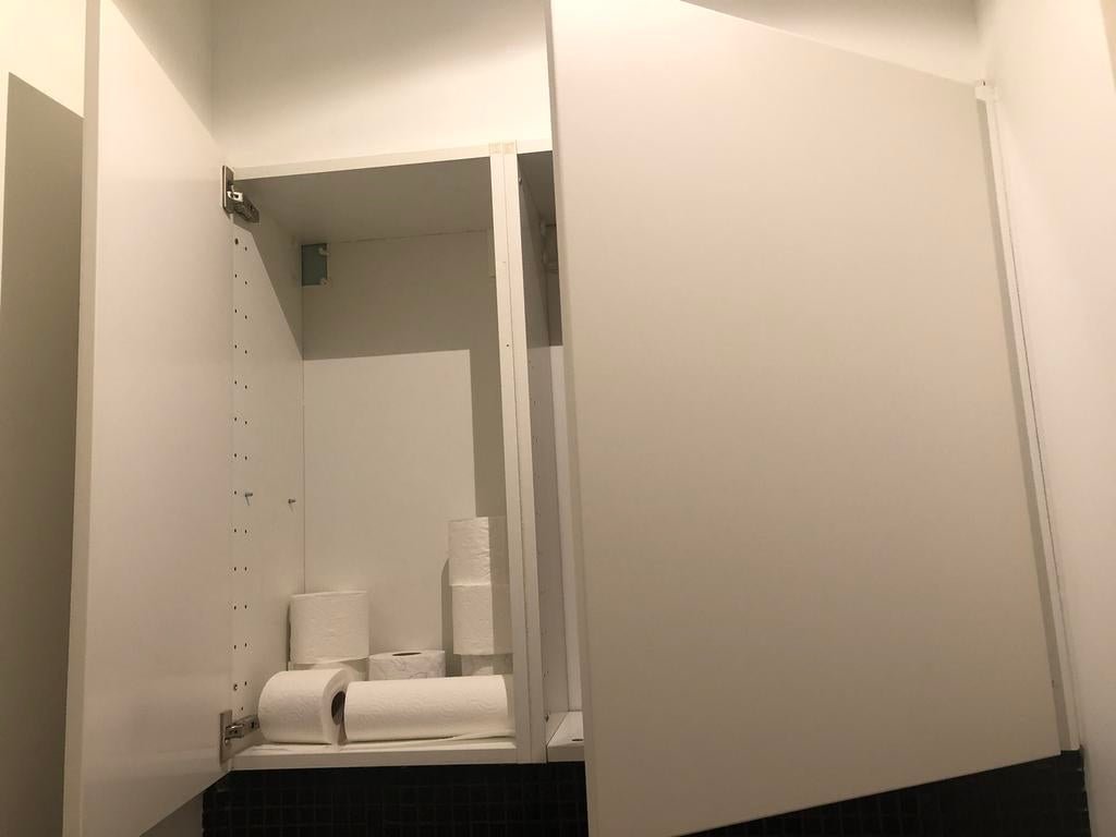 Kast , ikea , nieuwe, Huis en Inrichting, Ophalen, Zo goed als nieuw