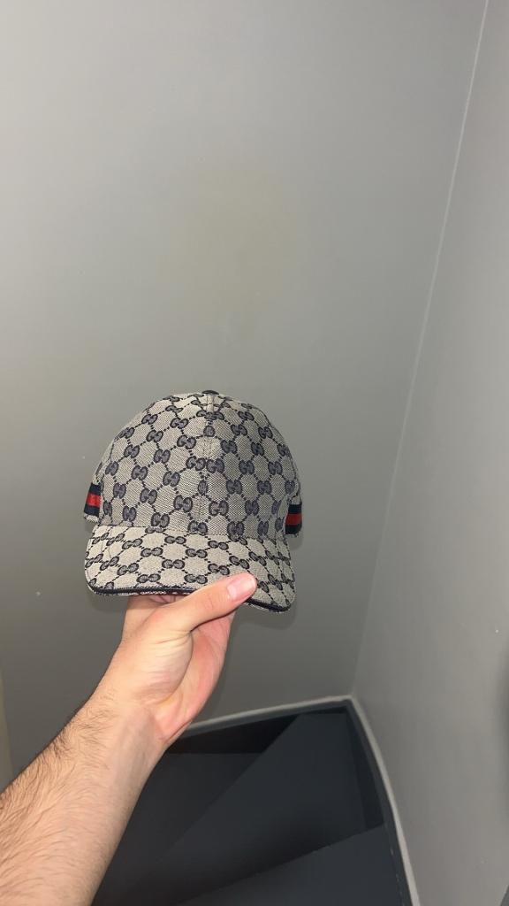 Casquette Gucci Grise, Vêtements | Hommes, Chapeaux & Casquettes, Neuf, Enlèvement, 58 ou 59 cm (L, 7¼ ou ⅜ pouces), Casquette