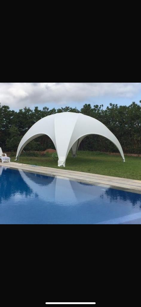 Prachtige crosseover te tent met splinternieuwe zeil, Tuin en Terras, Partytenten, Ophalen, Zo goed als nieuw