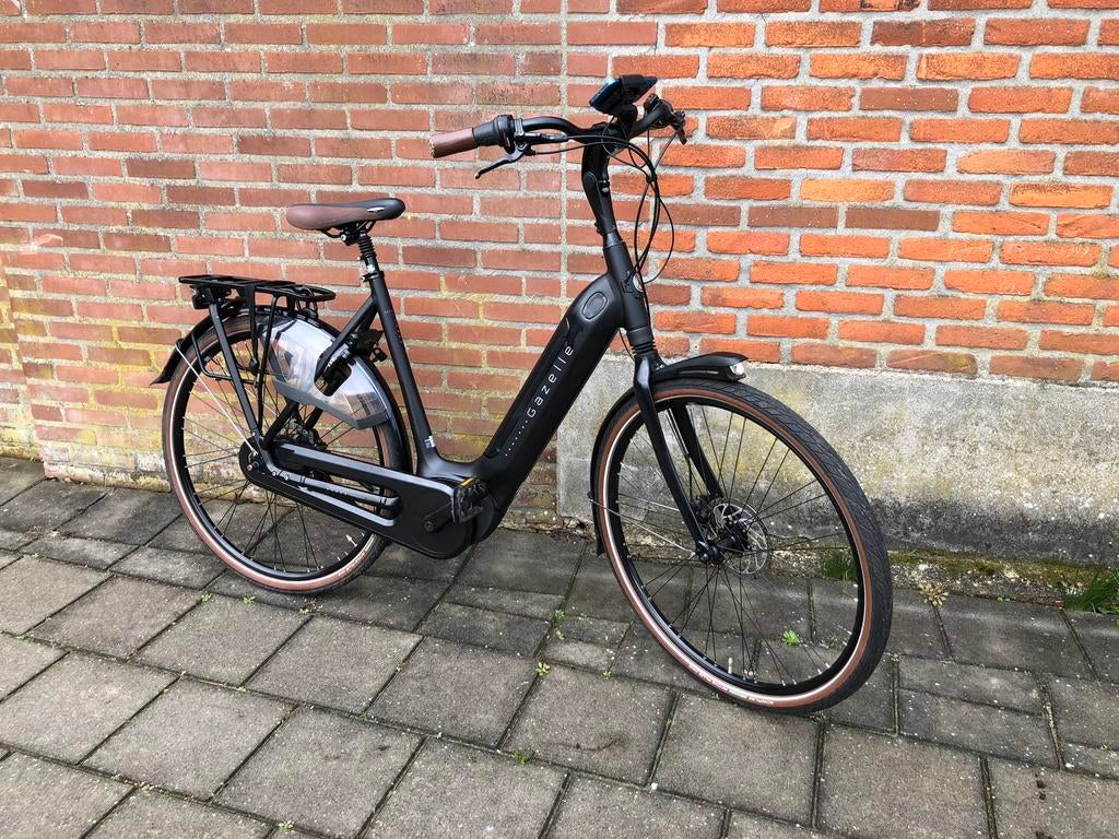Gazelle elektrische fiets grenoble c8 GOED VAN STAAT, Fietsen en Brommers, Elektrische fietsen, Zo goed als nieuw, Gazelle, 55 tot 59 cm
