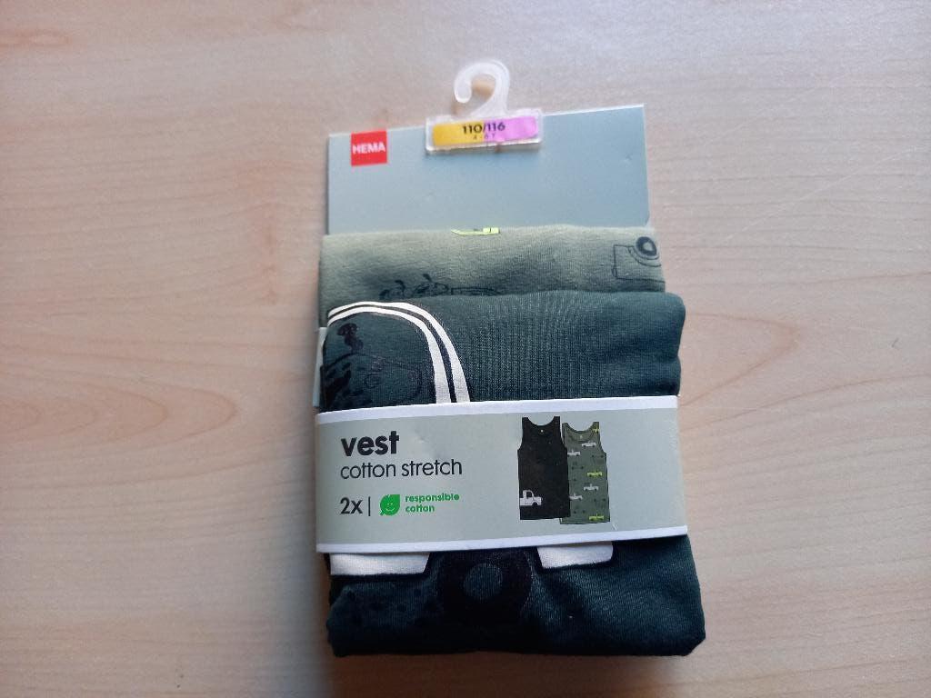 Nouveaux gilets taille 110/5 ans pour garçon, Neuf, Garçon, Enlèvement ou Envoi, Vêtements de nuit ou Sous-vêtements