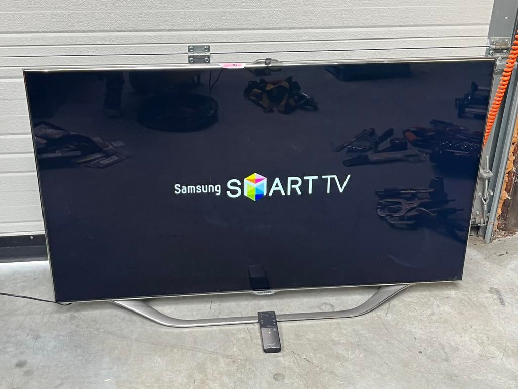 Téléviseur Samsung, 2 pièces avec plateau, Samsung, LED, Nic.debruyne@gmail.com, Enlèvement