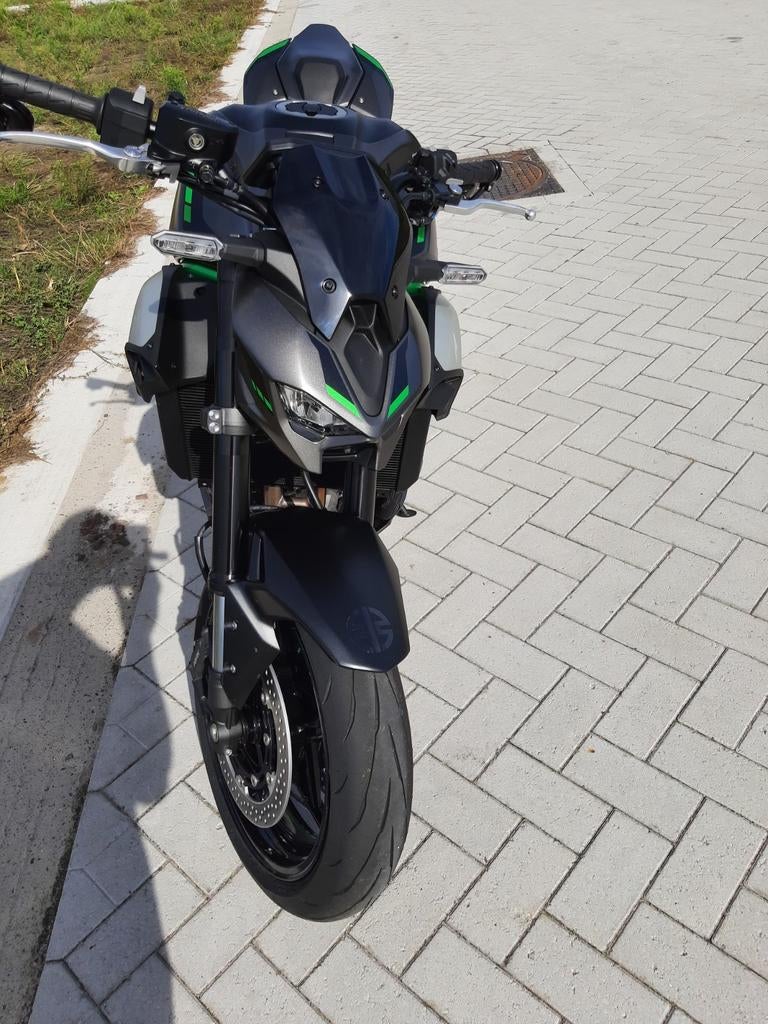 KAWASAKI Z900 SE Performance 08/2025,nieuw model(Ohlins), Motorrijbewijs A, Meer dan 35 kW, 998 cc, Traction Control