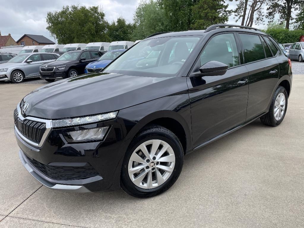 Skoda Kamiq 1.0 TSI Clever+ Sans clé + LED complètes 110 CV, Autos, Skoda, Achat, Entreprise, Boîte manuelle, 610 kg