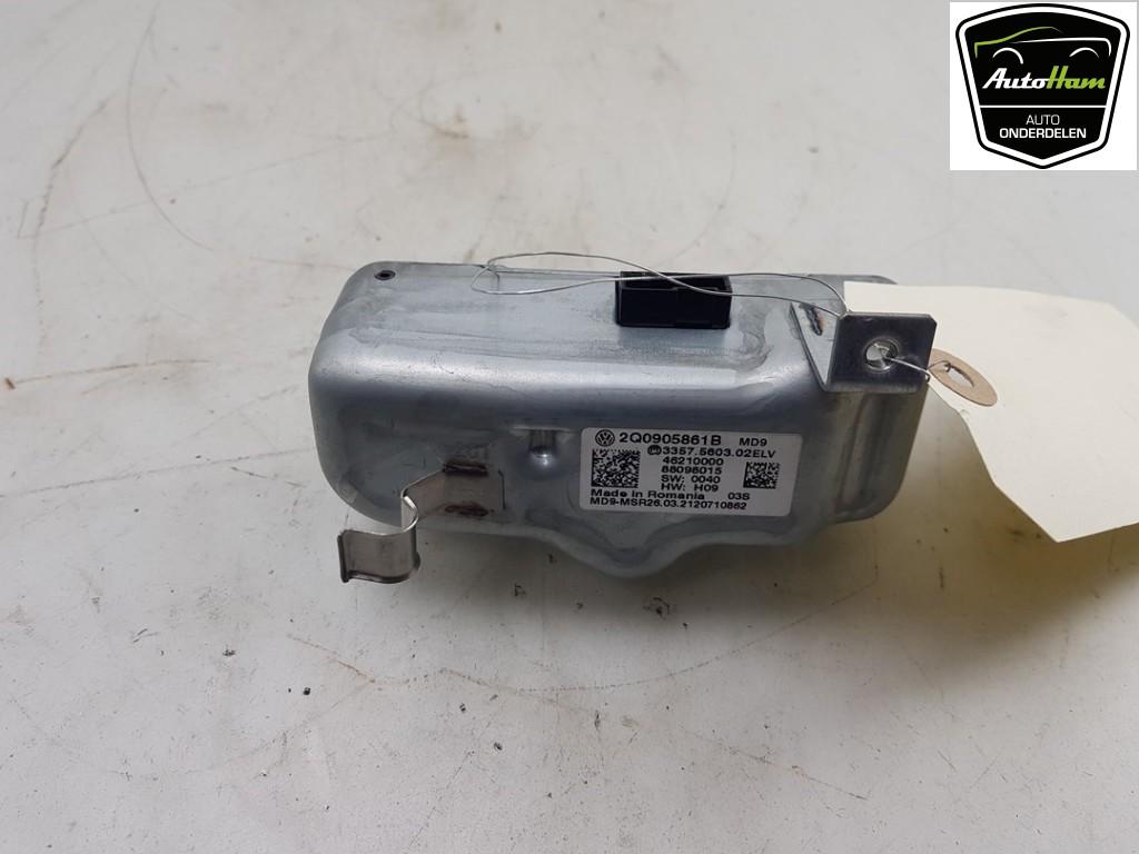 STUURSLOT Skoda Kodiaq (01-2016/05-2024) (|2Q0905861B|), Gebruikt, Skoda