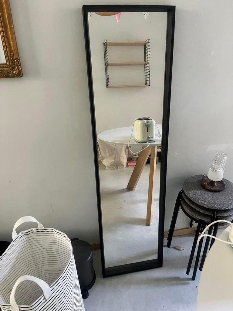 Spiegel IKEA, Huis en Inrichting, Woonaccessoires | Spiegels, Ophalen, Zo goed als nieuw