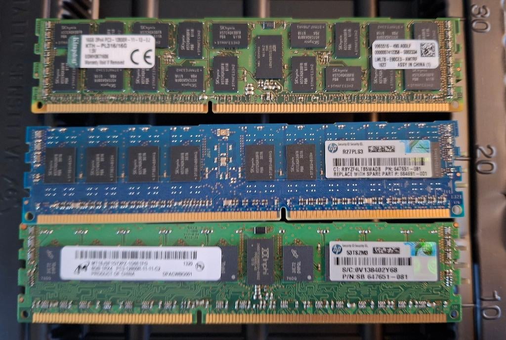 Lot DDR3 ECC Registered geheugen (128GB), Gebruikt, Server, 8 GB, DDR3