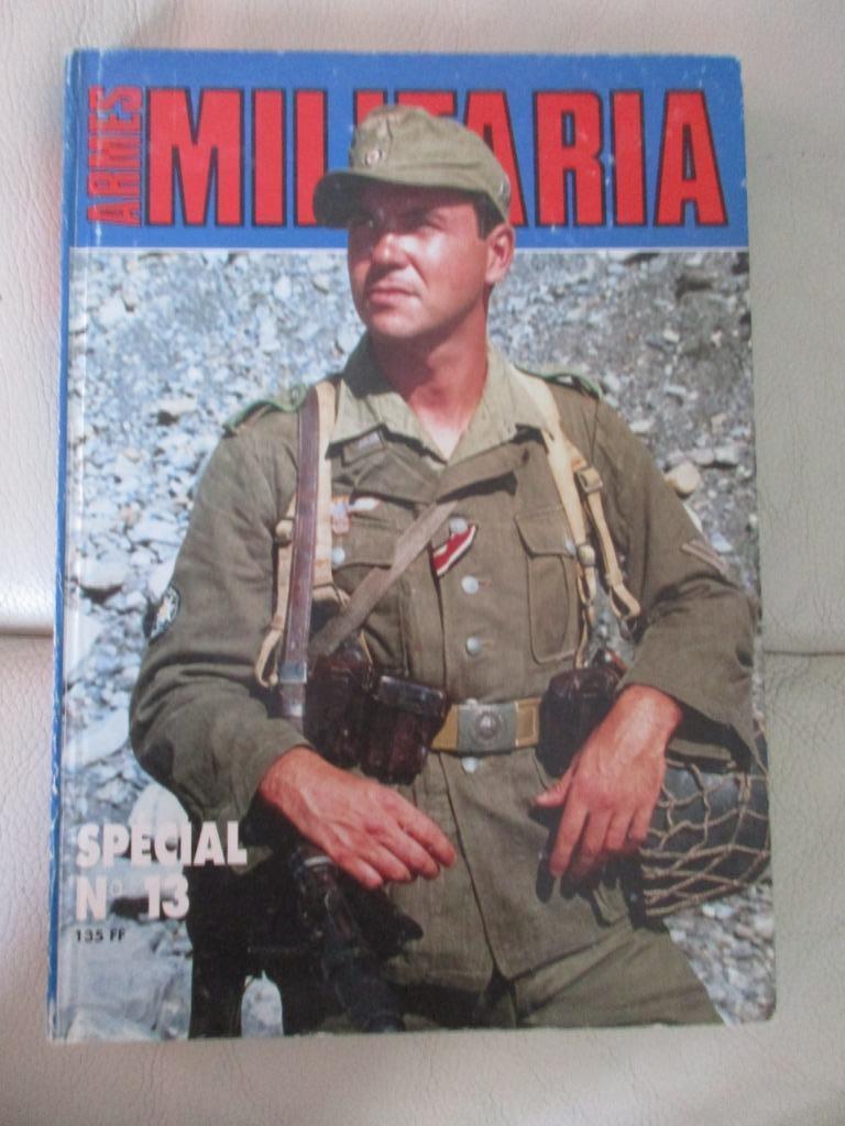 Gerelateerde militaire tijdschriften, Ophalen of Verzenden, Overige soorten, Boek of Tijdschrift