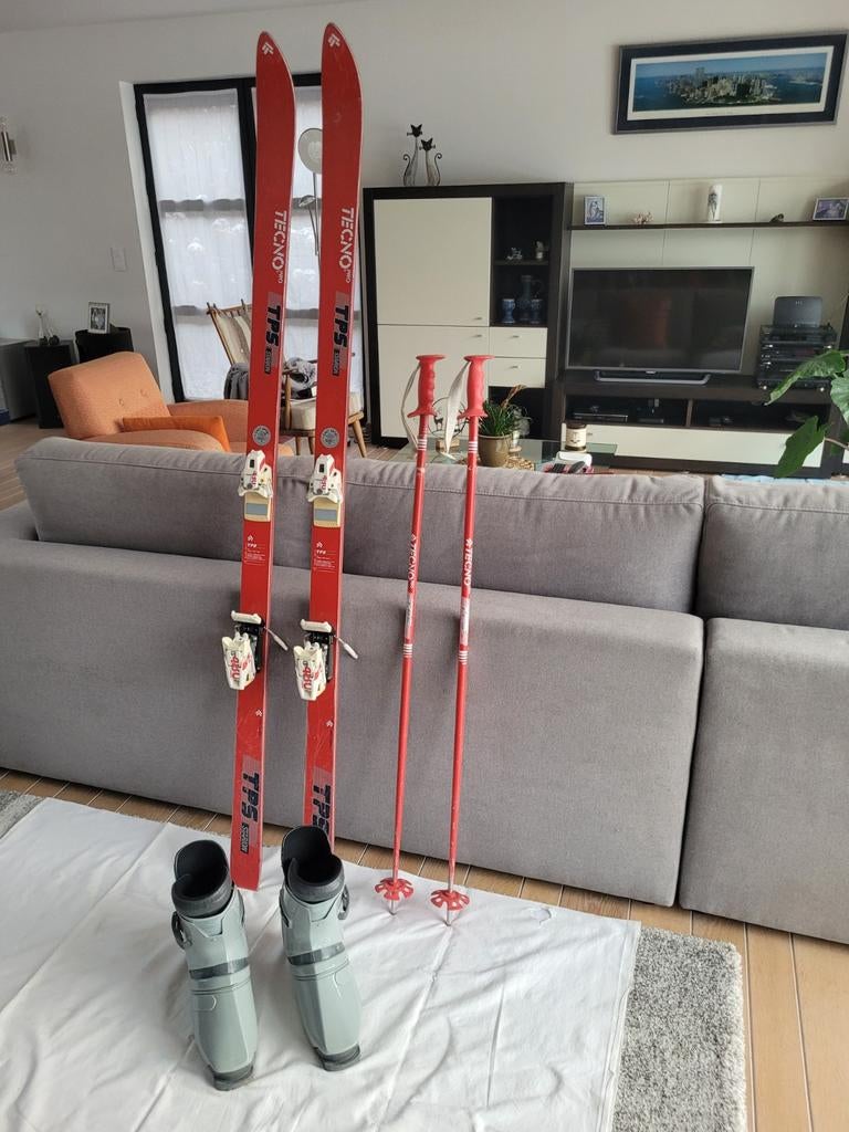 Skis techno Intersport+bâtons (120cm)+ bottines Raichel, Autres marques, Enlèvement, Bâtons, Ski