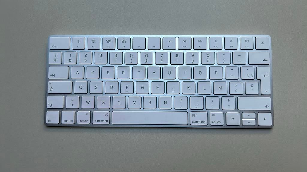 Clavier sans fil Apple, Azerty, Comme neuf, Apple, Sans fil