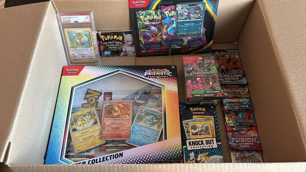 Pokemon Mystery Box - 200 euro - GRATIS VERZENDING, Enlèvement ou Envoi, Booster