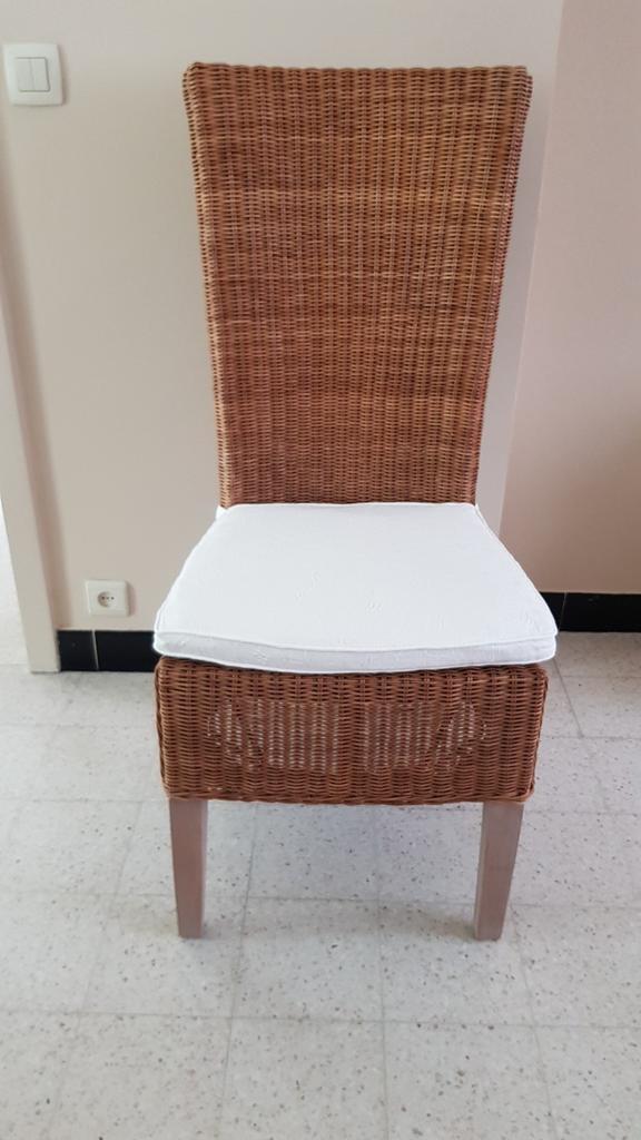 6 rieten stoelen met kussen, Ophalen, Zo goed als nieuw