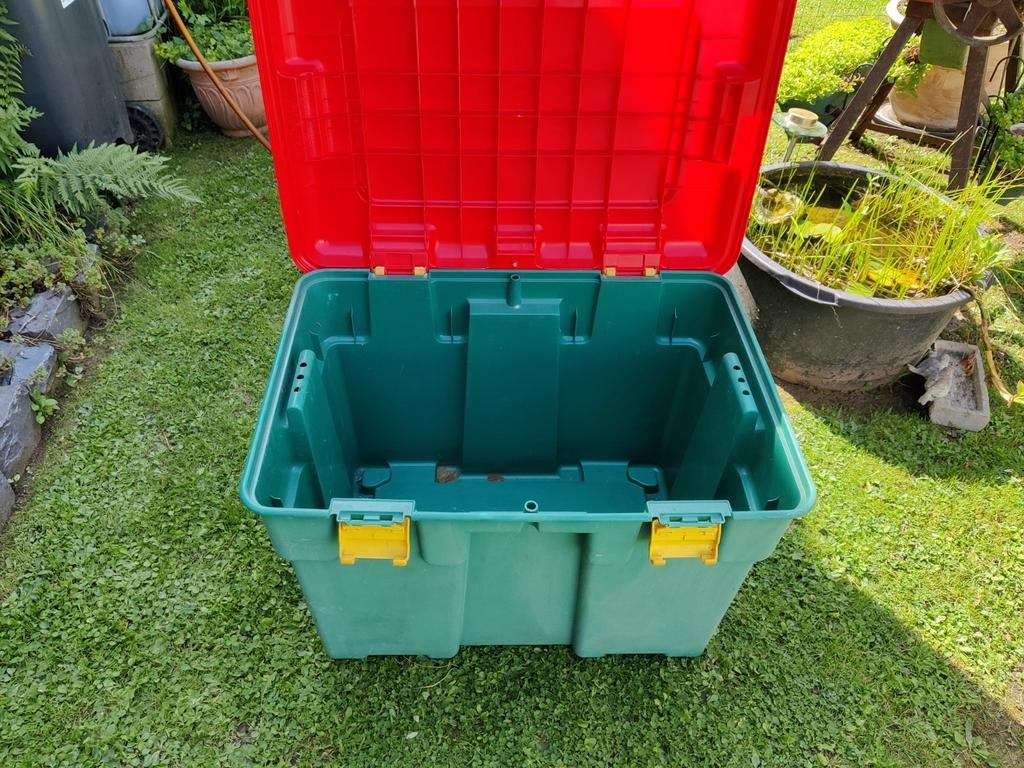 Grand box pour stockage - vente à la pièce, Enlèvement, Comme neuf