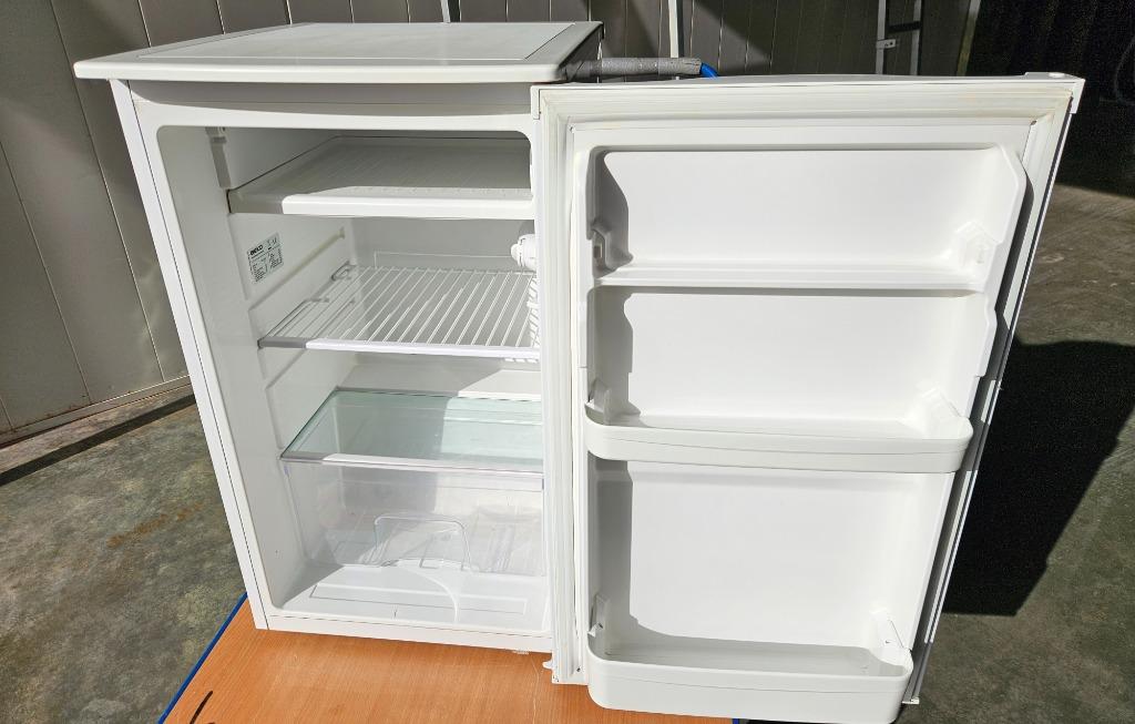 Réfrigérateur 150 litres Beko RHD 1500, Electroménager, Réfrigérateurs & Frigos, Utilisé, Avec compartiment congélateur, 100 à 150 litres