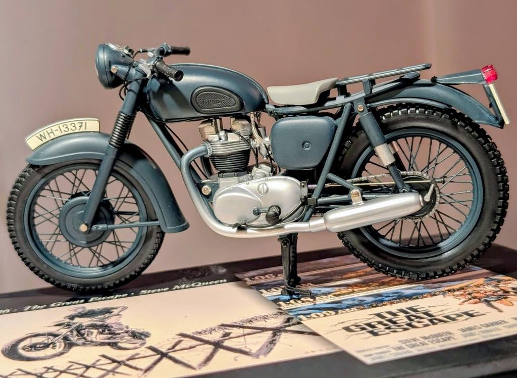 Triumph TR6 The Great Escape 1:12, Collections, Marques automobiles, Motos & Formules 1, Enlèvement ou Envoi