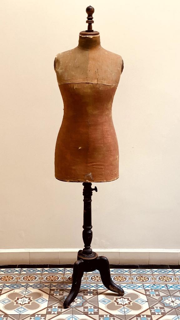 Antieke Paspop - Op houten voet - hoogte verstelbaar, Antiek en Kunst, Ophalen