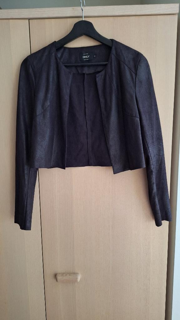 Gekleed jasje/bolero Only 36 zwart/blauwe schijn zacht suede, Kleding | Dames, Only, Zwart, Ophalen of Verzenden, Zo goed als nieuw