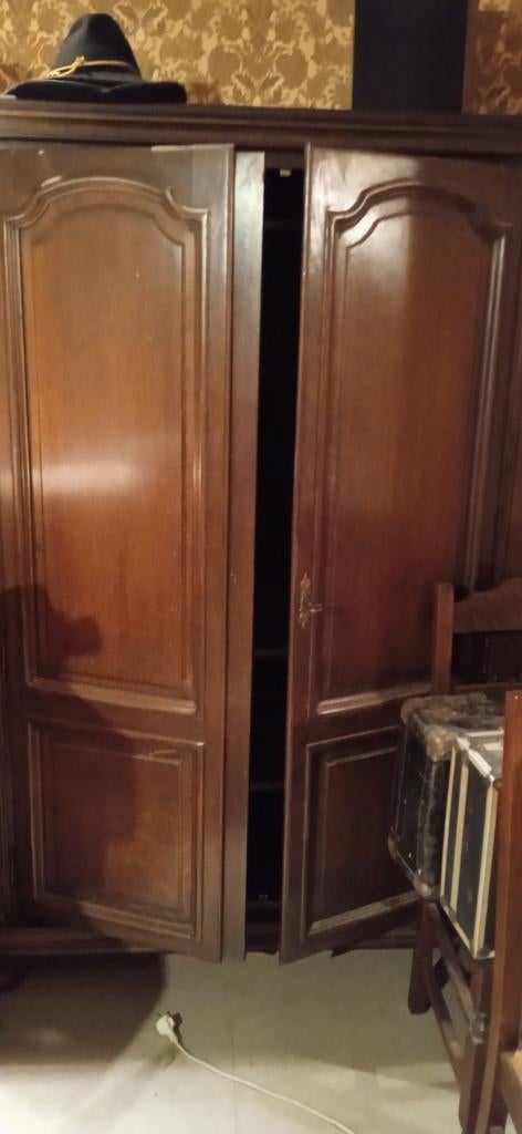 Armoire vintage, Enlèvement