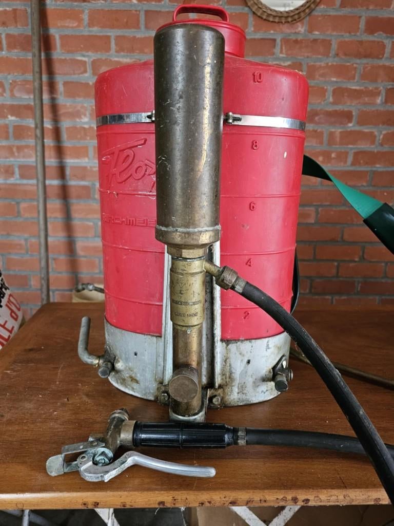 Oude onkruid sproeier FLOX 10 Birchmeier, Ophalen