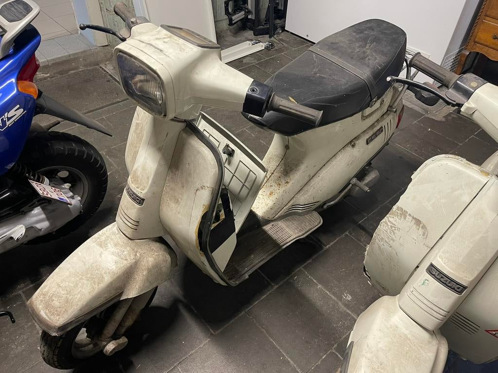 Suzuki CS50 x2 – restauration ou pièces, Vélos & Vélomoteurs, Scooters | Marques Autre, Enlèvement