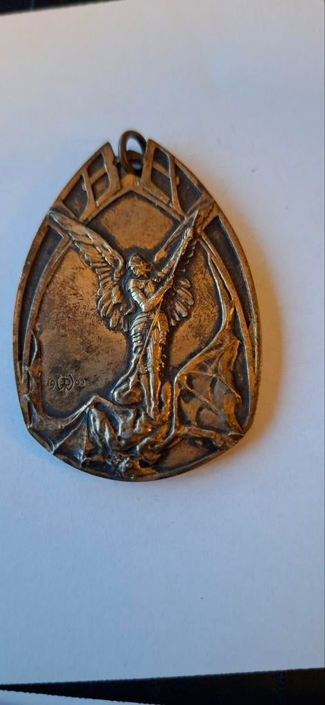 Art-Nouveau hanger, aartsengel Michael, Postzegels en Munten, Penningen en Medailles, Ophalen of Verzenden