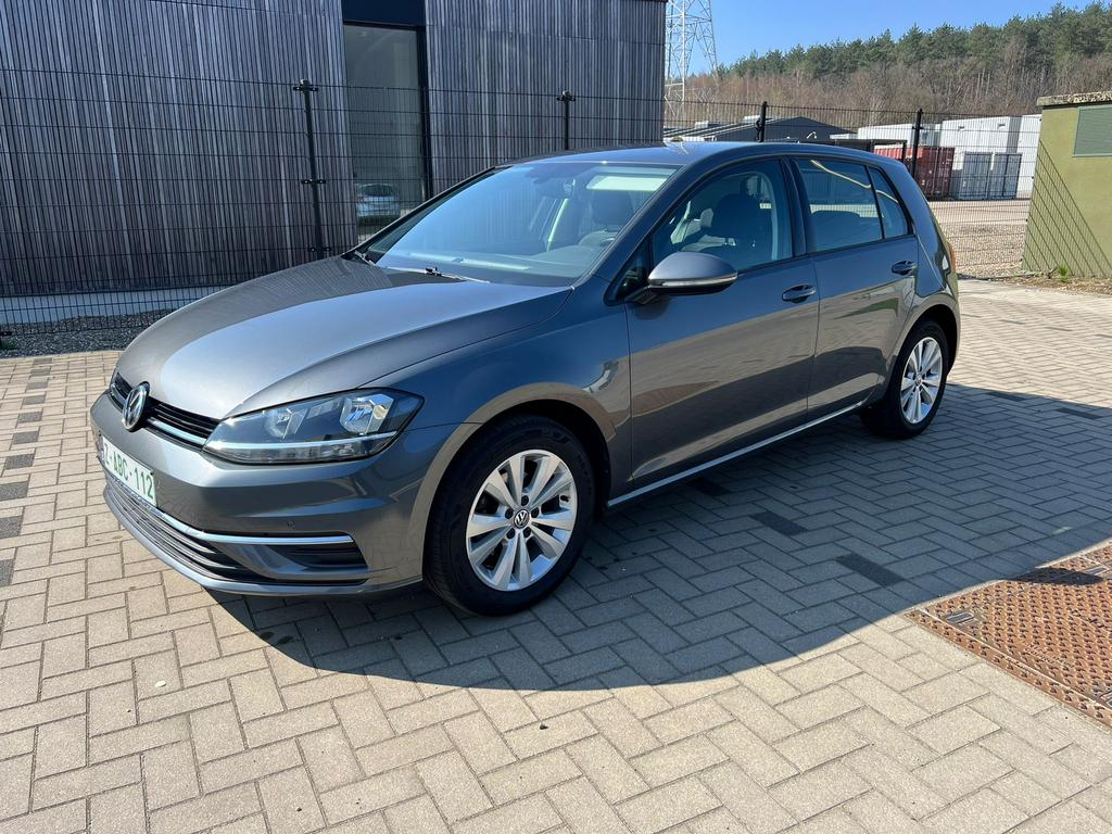 Volkswagen Golf 2019 - Parfait état - 98 000 km, Achat, Boîte manuelle, Berline, Essence