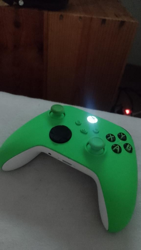 Xbox series controller, Games en Spelcomputers, Spelcomputers | Xbox | Accessoires, Ophalen, Nieuw, Controller, Draadloos