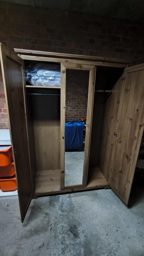 Ikea kleding 3 deurs, Ophalen, 100 tot 150 cm, Zo goed als nieuw, 25 tot 50 cm