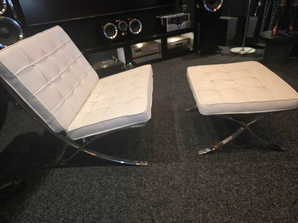 Design lounge stoel en voetenbank Barcelone style, Enlèvement