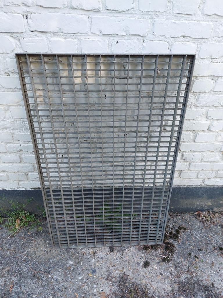 Rooster, Ophalen, Zo goed als nieuw