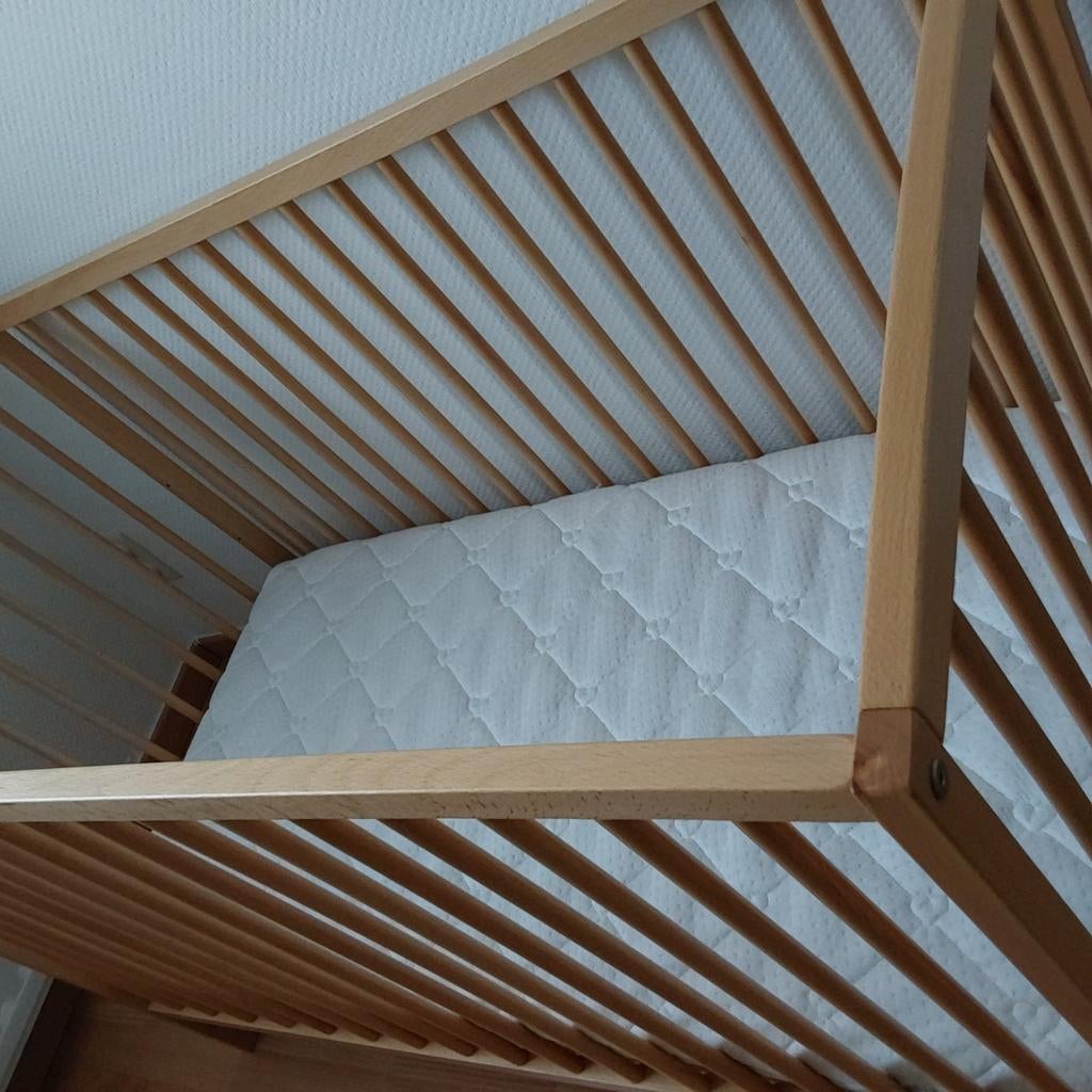 Kinderbedje, Enlèvement, Comme neuf