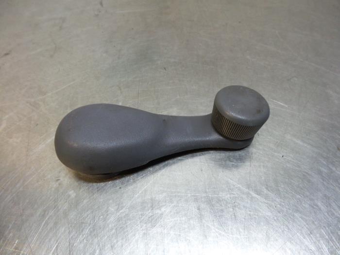 Manivelle de vitre d'un Daewoo Matiz (Matiz 98-), Daewoo, -, Utilisé, -