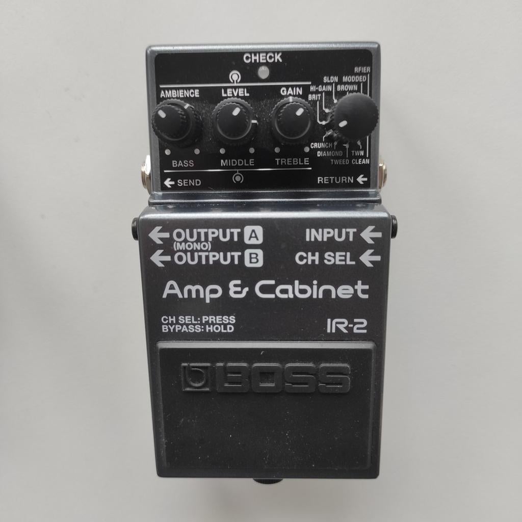 Boss IR-2 Amp & Cabinet, Musique & Instruments, Enlèvement ou Envoi, Comme neuf, Volume