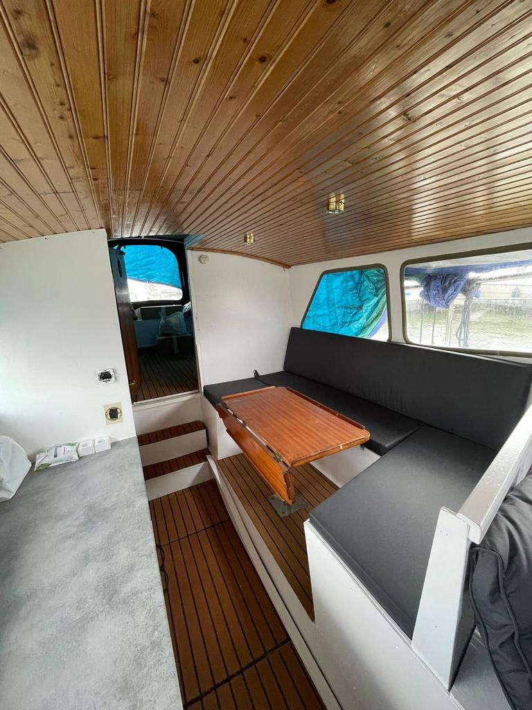 Stalen motorjacht 9,50 m, Peugeot diesel, vaarklaar, koopje!, Watersport en Boten, Motorboten en Motorjachten, Ophalen, Gebruikt