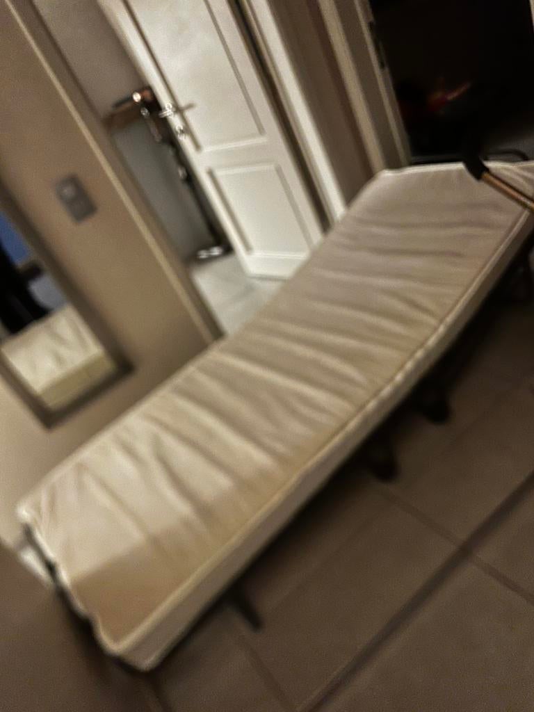 Opklapbaar logeerbed, Ophalen