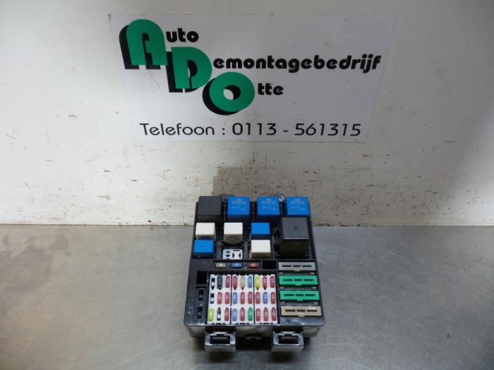 Zekeringkast van een Hyundai Matrix (Matrix 02-), Auto-onderdelen, Elektronica en Kabels, Hyundai, Gebruikt, 3 maanden garantie