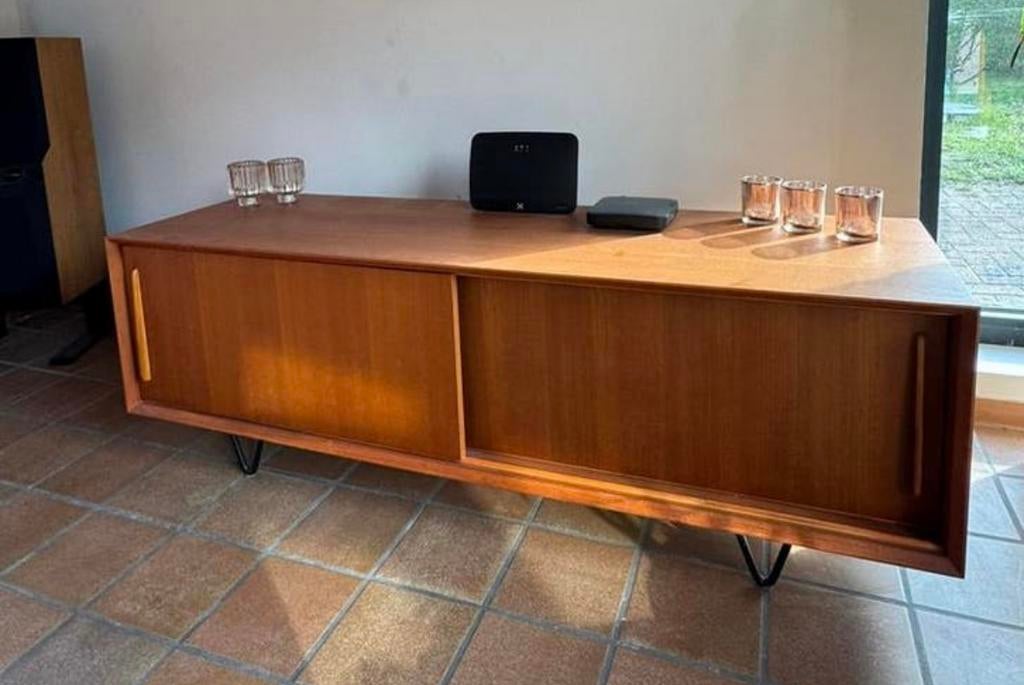 TV Kast van Teak, Ophalen, Zo goed als nieuw