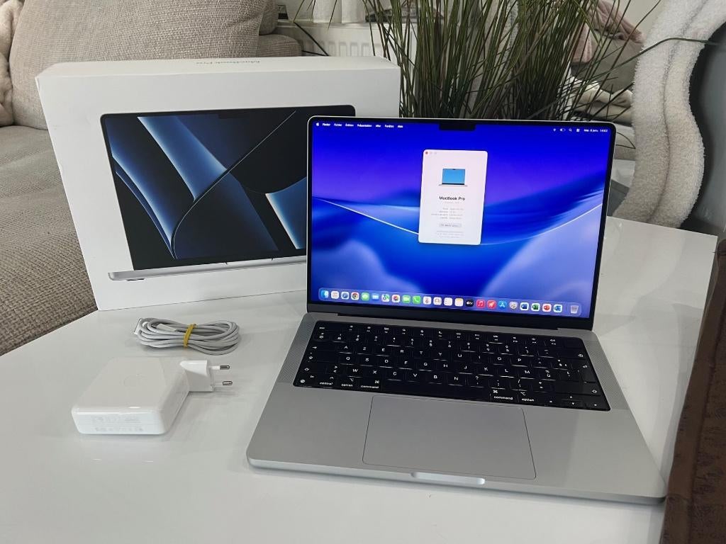 Macbook Pro 14 - Apple M2 Pro-chip/ SSD van 1 TB, Computers en Software, Apple Macbooks, Zo goed als nieuw, Azerty, 16 GB, Ophalen