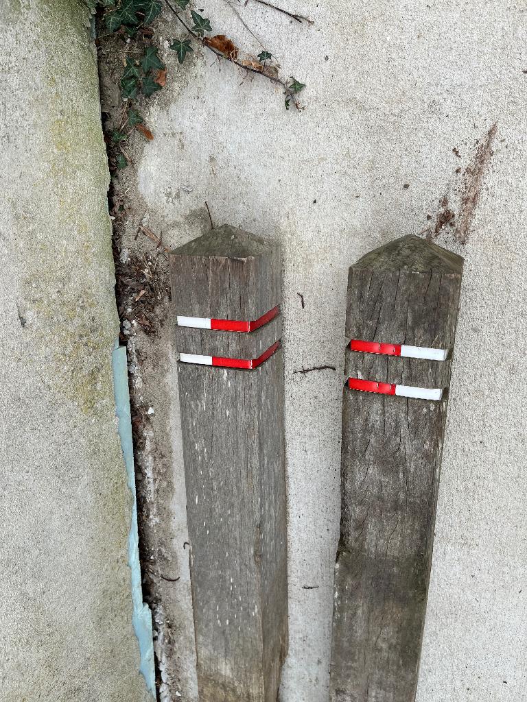 Palen, Tuin en Terras, Ophalen, Gebruikt, Palen, Hardhout