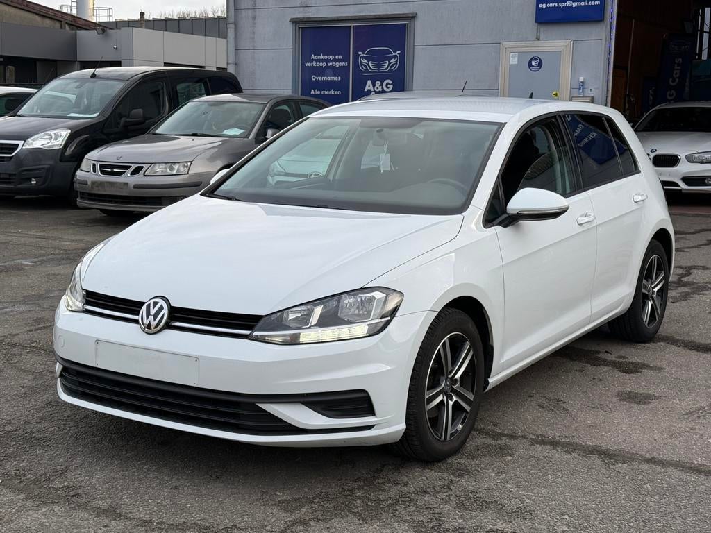 Volkswagen Golf 1.0i Automaat 2018 12 maanden garantie, Auto's, Volkswagen, Automaat, Stof, Euro 6, https://public.car-pass.be/vhr/1d748c3e-0275-4195-8af3-9e72092c23ac