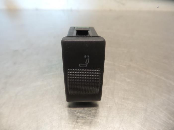 Commutateur réglage siège d'un Audi A8 (A8 94-), -, Audi, Utilisé, -