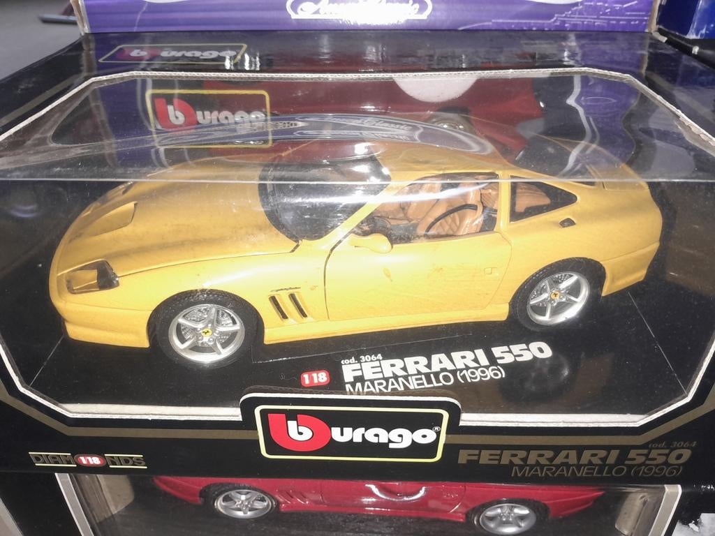 Voitures miniatures 1/18