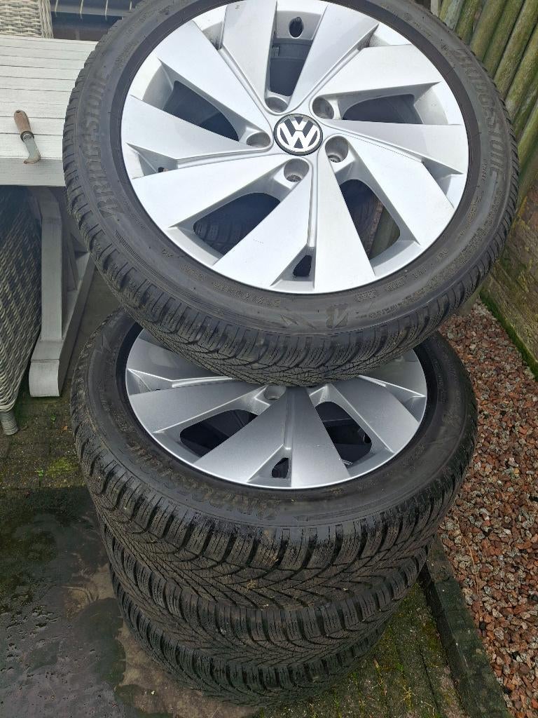 17inch golf 5 6 7 r-line gti gte gtd caddy 5x112, Auto-onderdelen, Banden en Velgen, Ophalen, Gebruikt, Banden en Velgen, 17 inch