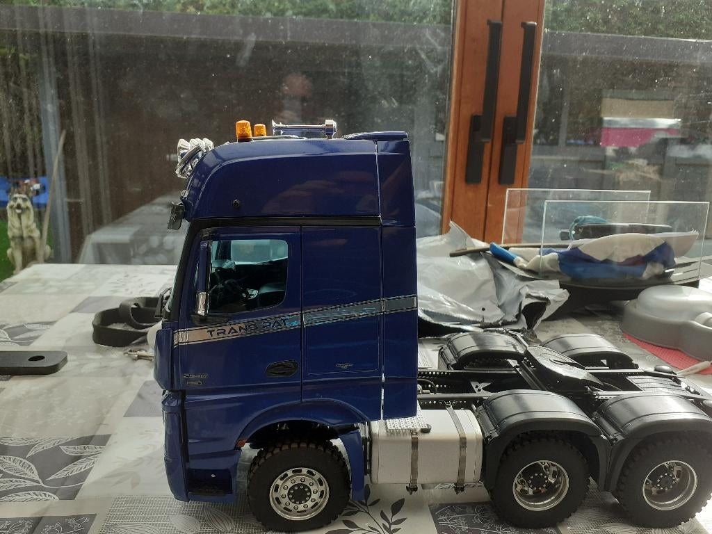 SCALE ART MERCEDES ACTROS 6X6 MET KIPPER, Hobby en Vrije tijd, Modelbouw | Radiografisch | Overige, Zo goed als nieuw, Ophalen