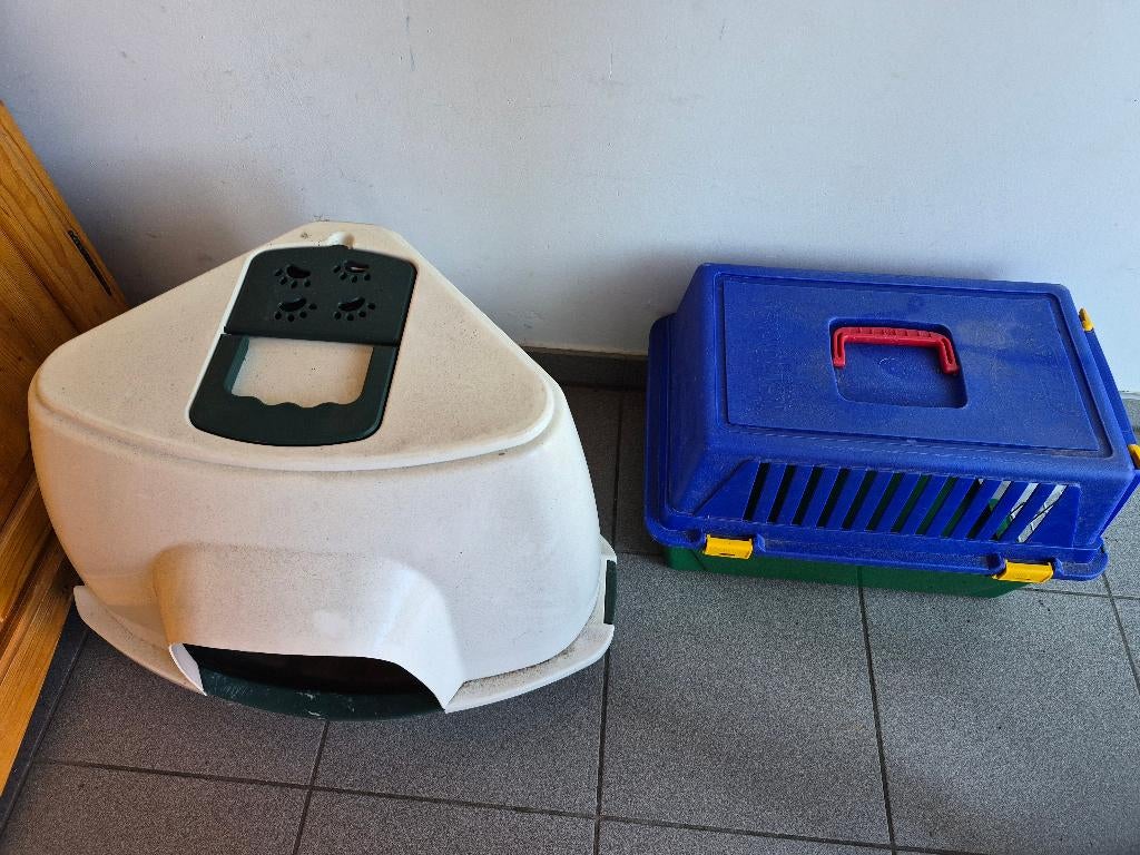 Gratis transportbak en kattenbak, enkel af te halen., Dieren en Toebehoren, Ophalen, Gebruikt