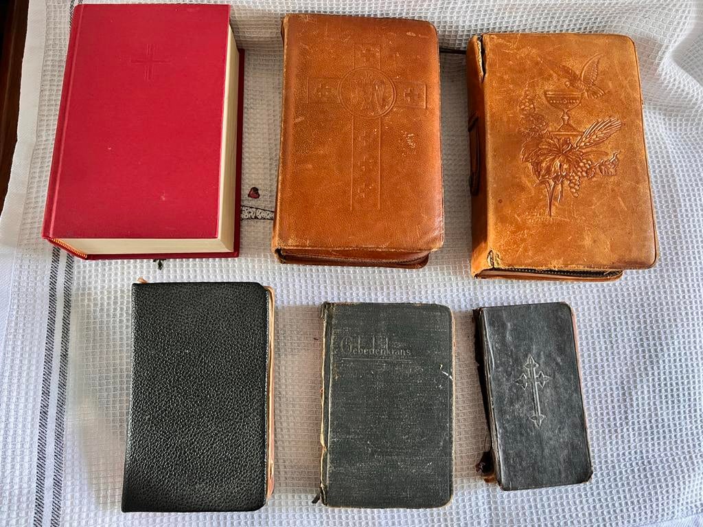 Oude Bijbel en religieuze boeken, Antiek en Kunst, Ophalen of Verzenden