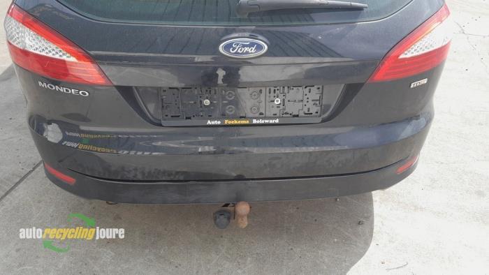 Achterbumper van een Ford Mondeo, Auto-onderdelen, Carrosserie, Gebruikt, -, -, Ford