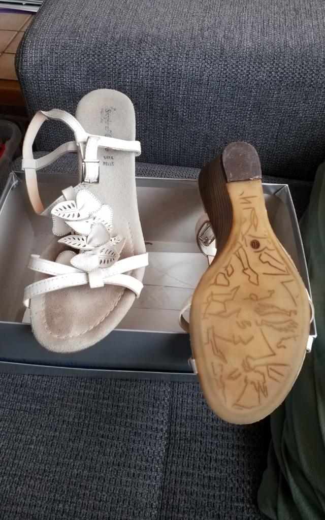 Witte leder sandalen 40, Kleding | Dames, Schoenen, Ophalen, Wit, Sandalen of Muiltjes, Zo goed als nieuw