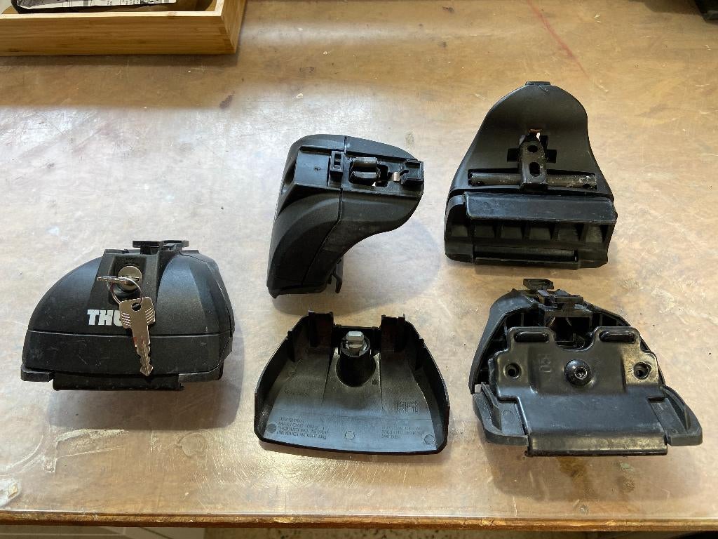 Thule rapid system 753 pour rails longitudinaux, Enlèvement ou Envoi, Utilisé